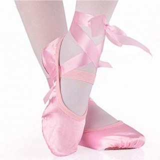 Satijnen balletschoenen roze (Prinsessenjurk.nl)