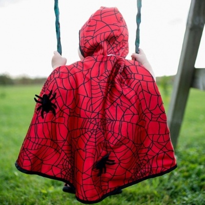 Omkeerbare batman-/Spiderman cape voor peuters (Great Pretenders)