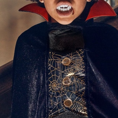 Luxe dracula cape met vampier tanden (Souza for Kids)