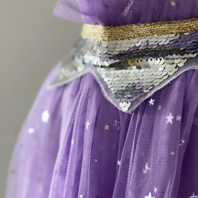 Voordeelpakket paarse cape kind met accessoires (Prinsessenjurk.nl)